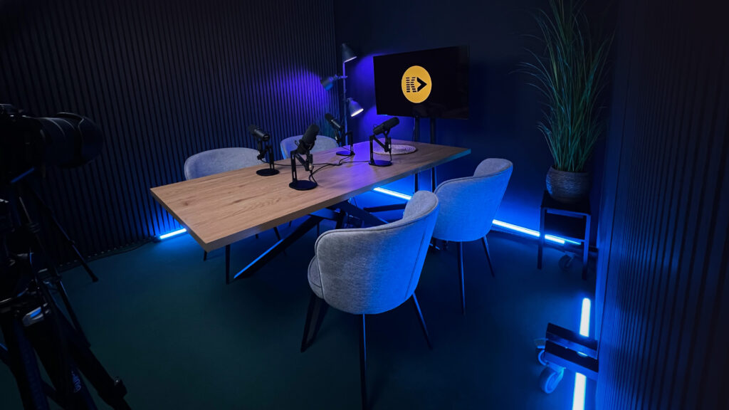 PodcastOVA Studio